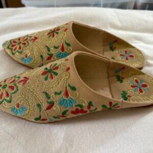 Moroccan slides